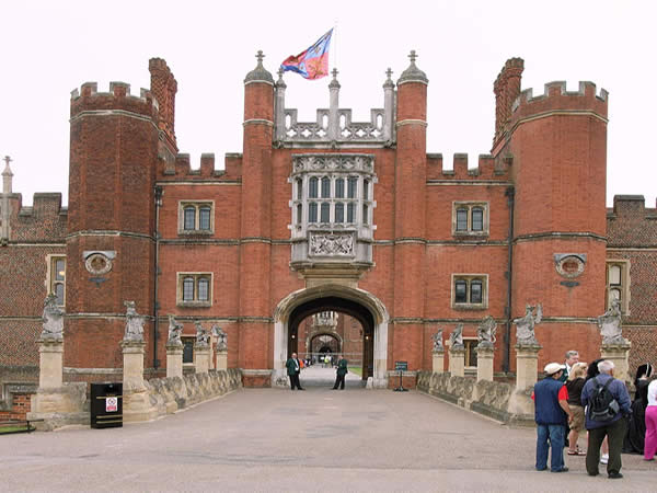 angleterre-chateau-hampton-court