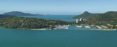 Hamilton_Island_Marina_2012