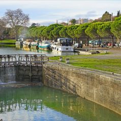 Inaugurer l’arrivée de l’été avec une balade en péniche